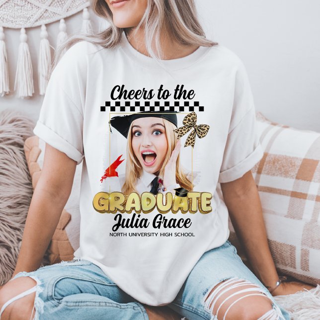 T-shirt Bravo à l'étudiant blanc photo personnalisée (Créateur téléchargé)