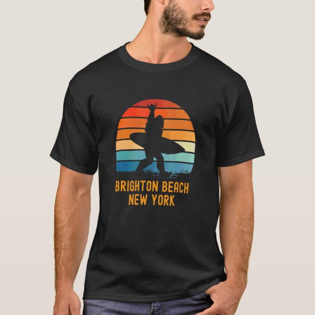 T-shirt Brighton Beach New York Sasquatch Souvenir (Devant)