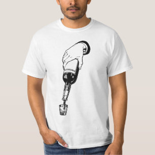 T-shirt Brochure À Main Dans L'Art De Boire Gloss Shot