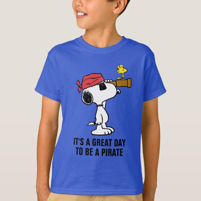 T-shirt cacahuètes | Snoopy et bois de pirate (Devant)