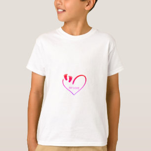 T-shirt Cadeau de baby shower - Coeur des pieds de bébé da
