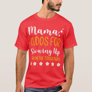 T-shirt Cadeau de félicitations à maman pour avoir été pré