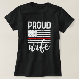 T-shirt Cadeau fier de drapeau américain d'épouse de