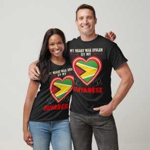 T-shirt Cadeau guyanais pour homme dont le cœur de la Sain