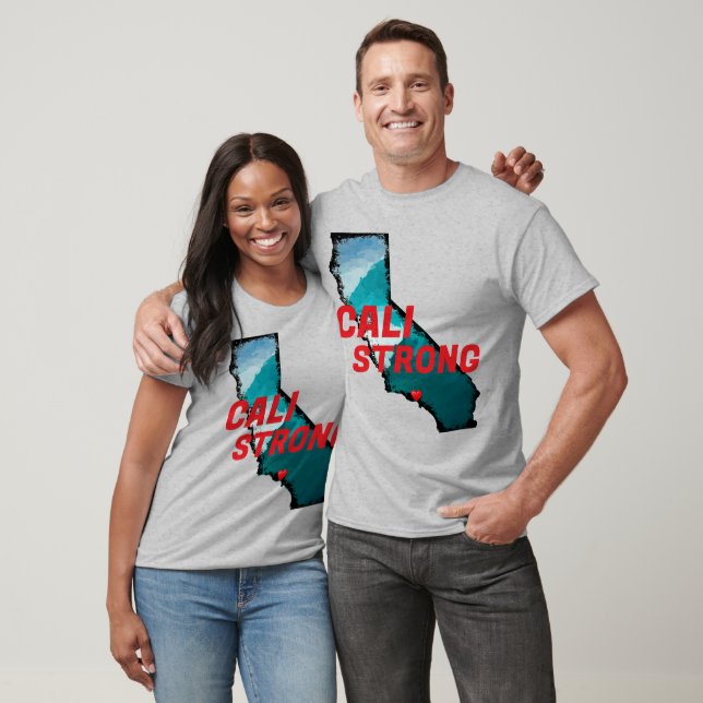 T-shirt CALI STRONG Red Blk CA Outline Ocean Solid Heart (Unisexe)