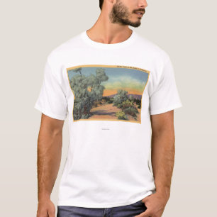 T-shirt CaliforniaView des arbres de fumée dans le désert