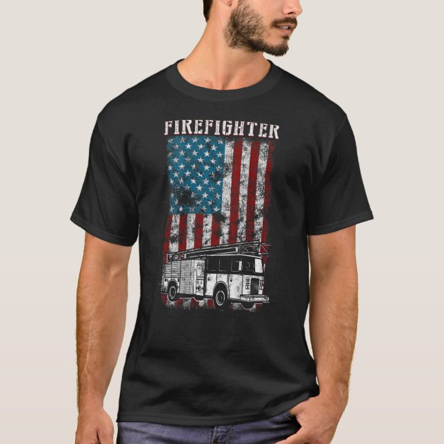T-shirt Camion pompier en détresse Pompier américain en dé (Devant)