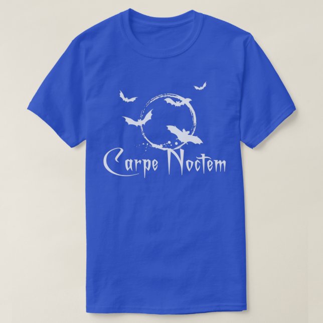 T-shirt Carpe noctem seize the night white text (Design devant)