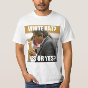 T-shirt Casquette de blanc de Juan Martinez ? Oui ou oui ?