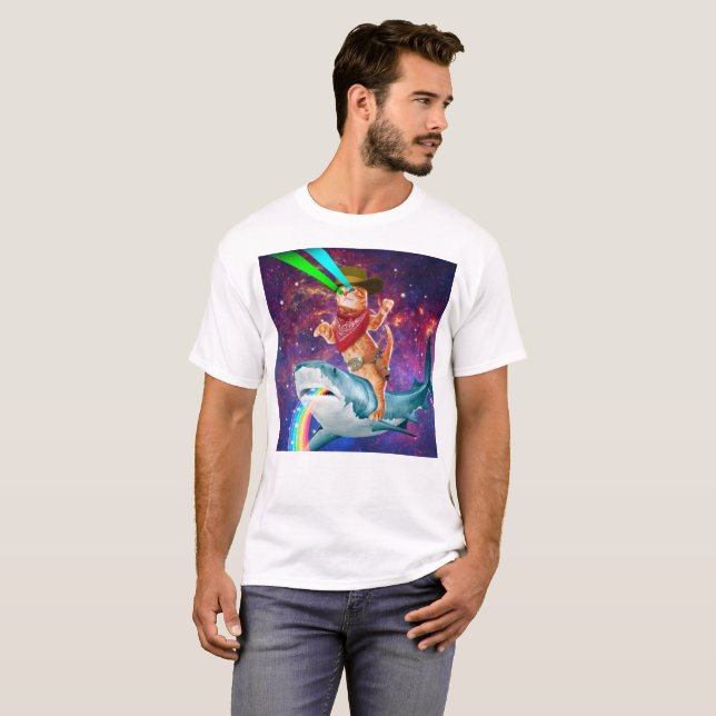 T-shirt Cat Cowboy chevauchant un requin crachant un arc-e (Devant entier)