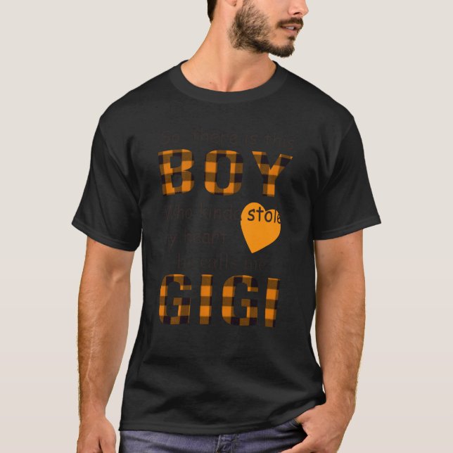 T-shirt Ce Garçon Qui M'A Volé Le Coeur M'Appelle Gigi (Devant)