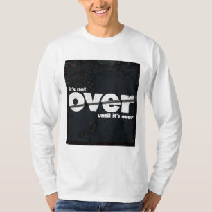 T-shirt Ce n'est pas fini - Texte blanc avec jeans arrière