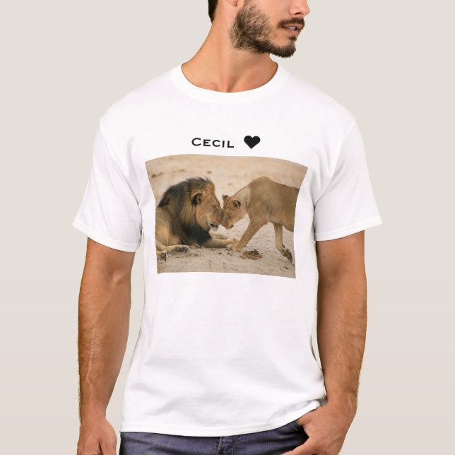 T-shirt Cecil montre un certains lion et lionne d'amour (Devant)