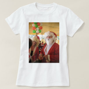 T-shirt Célébration de Noël de père Noël et Mme Claus - Fe