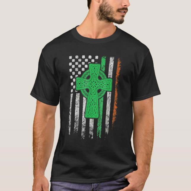 T-shirt Celtic Cross Irish American Flag St Patrick's Day  (Devant)