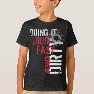 T-shirt Cendrée emballant l'habillement