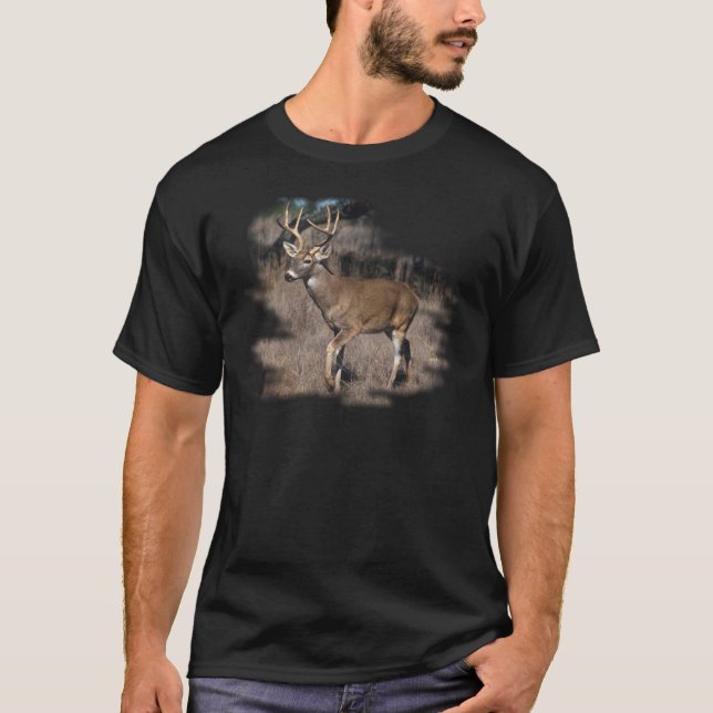 T-shirt Cerf de Virginie dans le domaine (Devant)