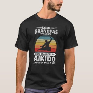 T-shirt certains grands-pas prennent des sieste de vrais g
