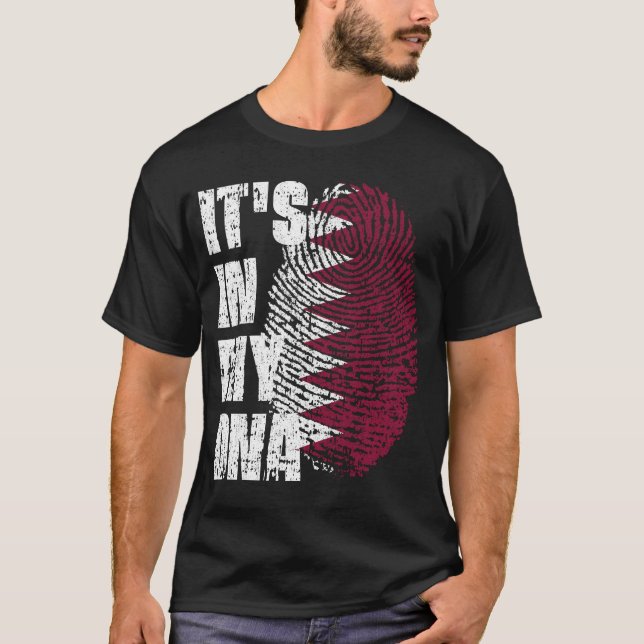 T-shirt C'EST DANS MON ADN Qatar Drapeau Cadeau Garçon (Devant)