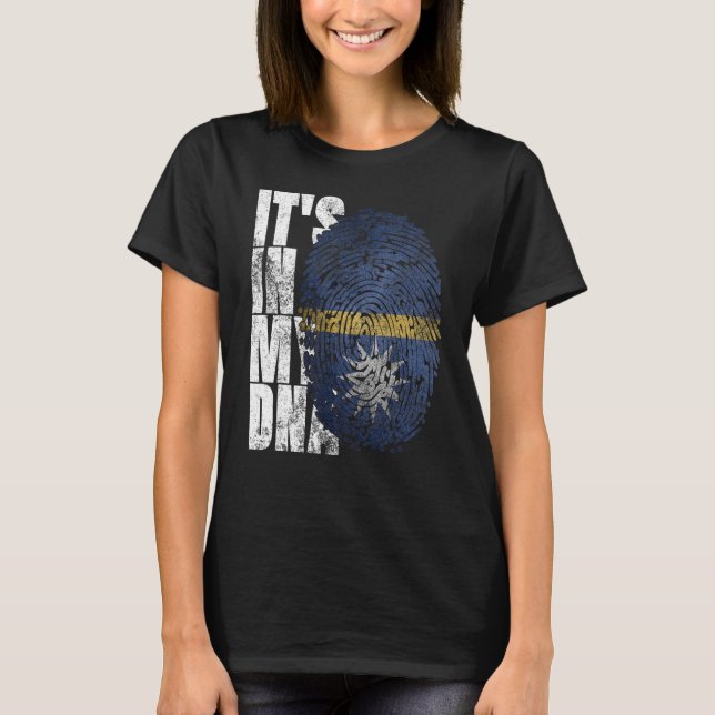 T-shirt C'est dans mon Dna Nauru Graphique pour les hommes (Devant)