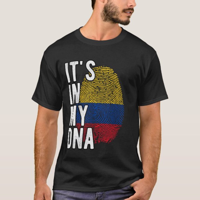 T-shirt C'est drôle dans mon ADN drapeau Colombie empreint (Devant)