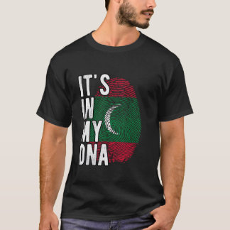 T-shirt C'est drôle dans mon ADN drapeau des Maldives Empr