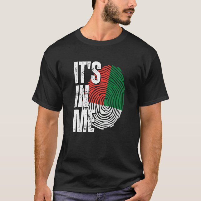 T-shirt C'est en moi Madagascar Drapeau Empreinte Malgache (Devant)