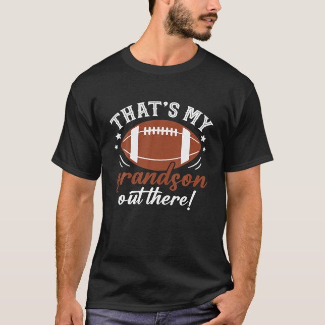 T-shirt C'est la famille de mon petit-fils de football (Devant)