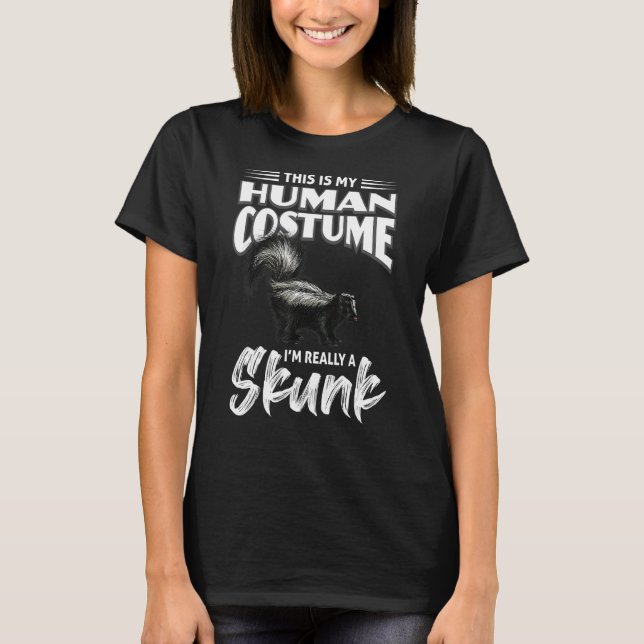 T-shirt C'est mon costume humain je suis vraiment un amour (Devant)