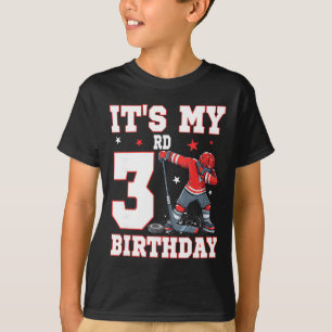 T-shirt C'est mon garçon de 3 ans qui fait du hockey sur g