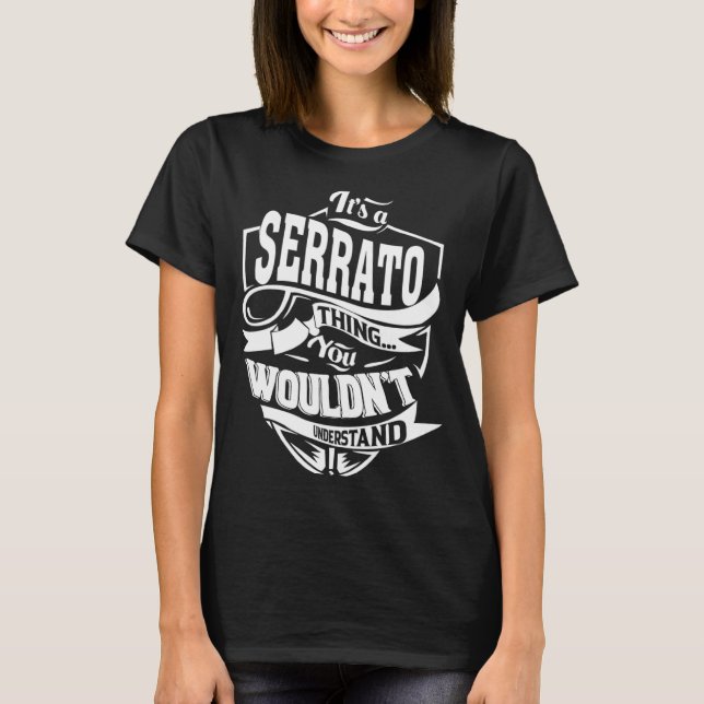 T-shirt C'est un SERRATO (Devant)