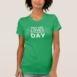 T-shirt Cette fille aime le jour de St Patrick