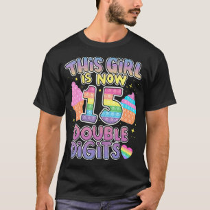 T-shirt Cette fille est maintenant 15 chiffres doubles 15e