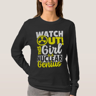 T-shirt Cette fille est un génie nucléaire