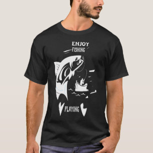 T-shirt Cette maman mérite un voyage de pêche. Pour la pêc
