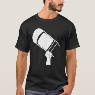 T-shirt Chaise pliante Poing noir N'oubliez jamais Montgom