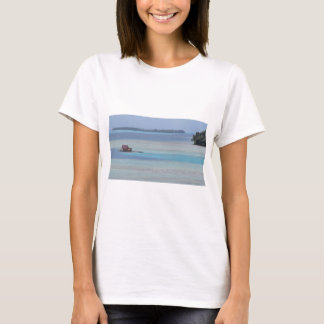 T-shirt Chalet de pêcheur sur la magnifique Raiatea