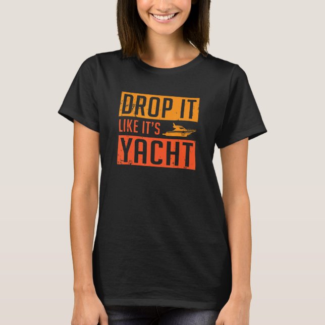 T-shirt Chaleureuse Retro Drop Il Aime Son Yacht Hommes Fe (Devant)
