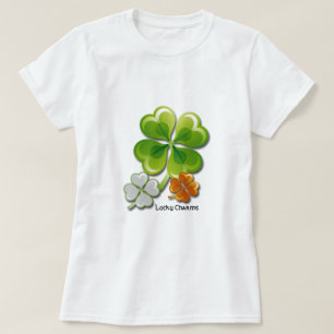 T-shirt Charmes chanceux. Chemises du jour de St Patrick