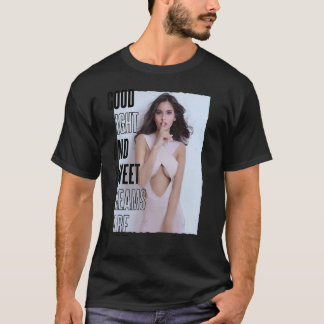 T-shirt Charming Sexy Brunette Girl On Nightwear Mens Paja