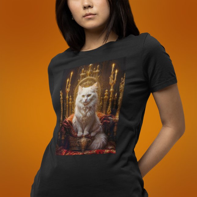 T-shirt Chat à poil blanc entouré d'ornement d'or (Créateur téléchargé)