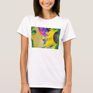 T-shirt Chat aux yeux verts avec la coccinelle et la fleur
