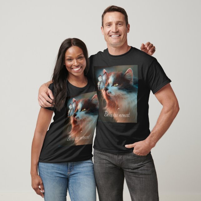 T-shirt Chat avec papillon sur son nez - Soyez dans le mom (Unisexe)