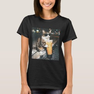 T-shirt Chat drôle buvant du café glacé amateur de chat dr