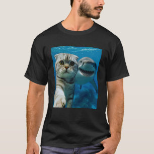 T-shirt Chat écossais plié drôle selfie avec requin océan