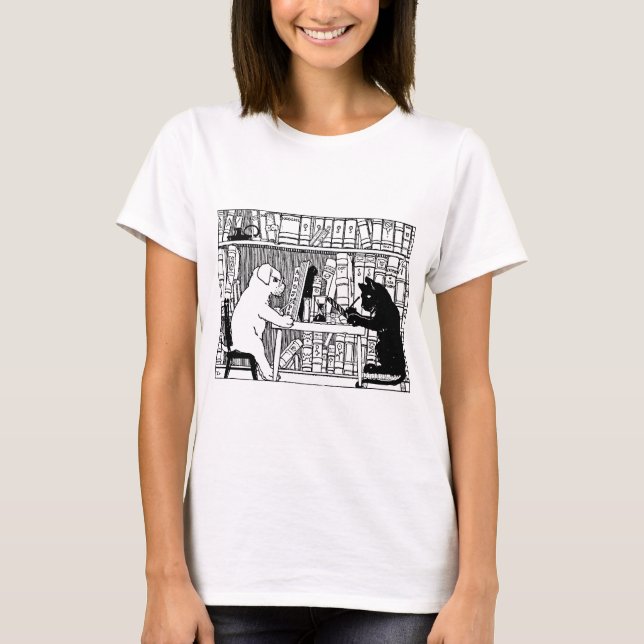 T-shirt Chat et chien dans la bibliothèque (Devant)