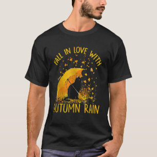 T-shirt Chat noir tombant amoureux de la pluie d'automne