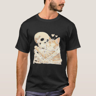 T-shirt Chat qui étreint un squelette Chat Halloween Amate
