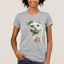Chat shamrock aux yeux bleus