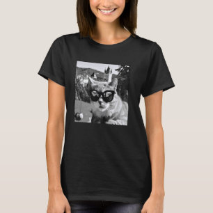 T-shirt Château de Bran Roumanie Chat Avec Lunettes de Sol